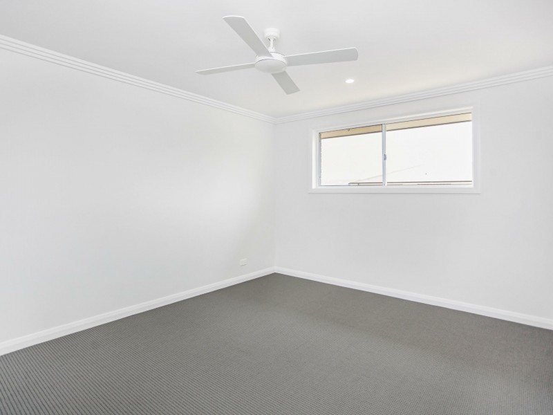94 Albatross Way, Old Bar NSW 2430
