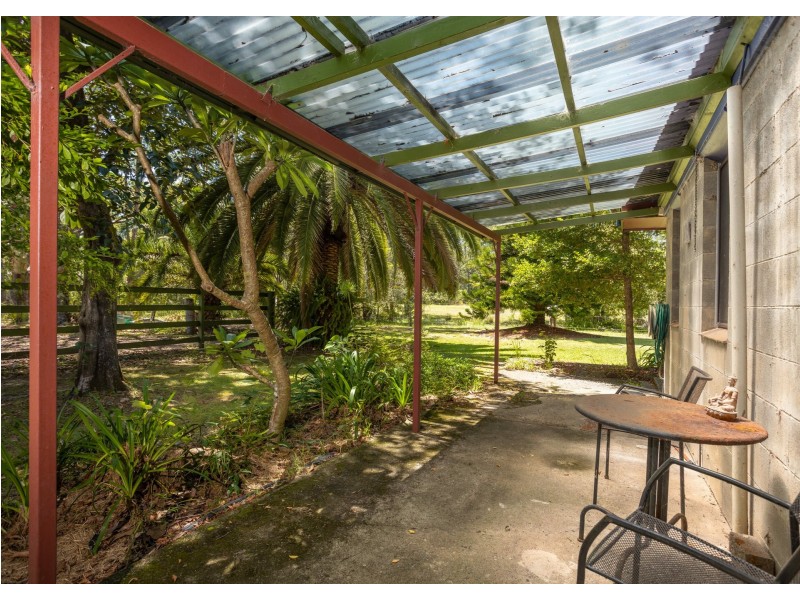 49 Manning Point Road, Old Bar NSW 2430