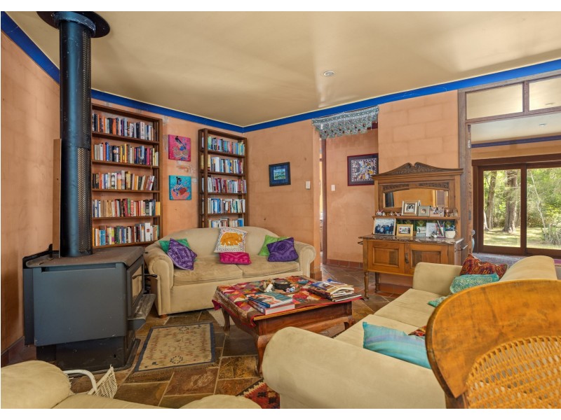 49 Manning Point Road, Old Bar NSW 2430