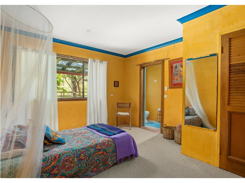 49 Manning Point Road, Old Bar NSW 2430