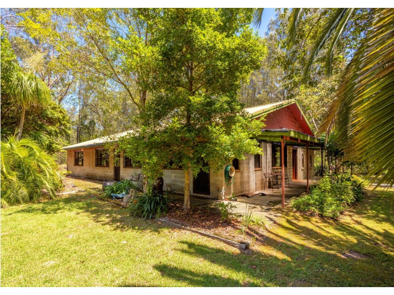 49 Manning Point Road, Old Bar NSW 2430