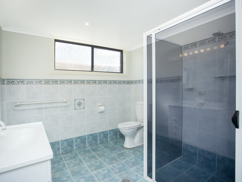 18 Wyden Street, Old Bar NSW 2430