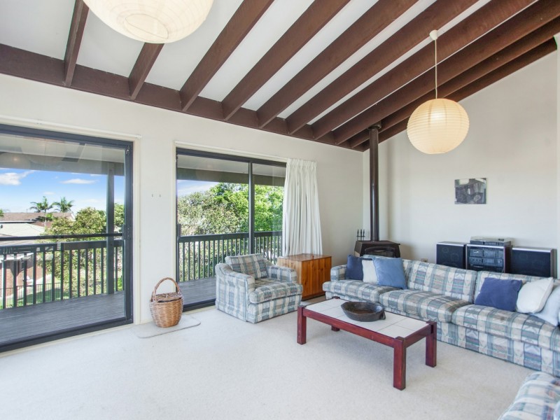 18 Wyden Street, Old Bar NSW 2430