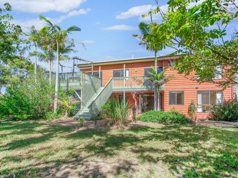 18 Wyden Street, Old Bar NSW 2430