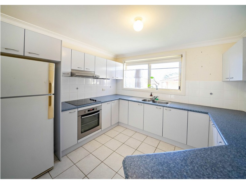 2/70 Old Bar Road, Old Bar NSW 2430