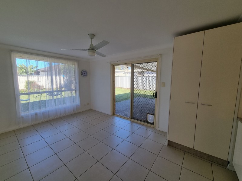 18 Albatross Way, Old Bar NSW 2430