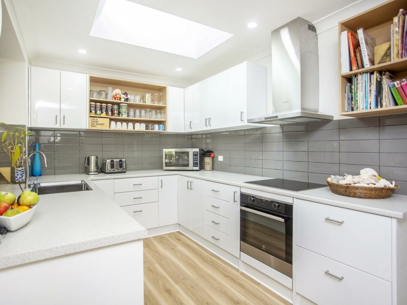 15 Gannet Crescent, Old Bar NSW 2430