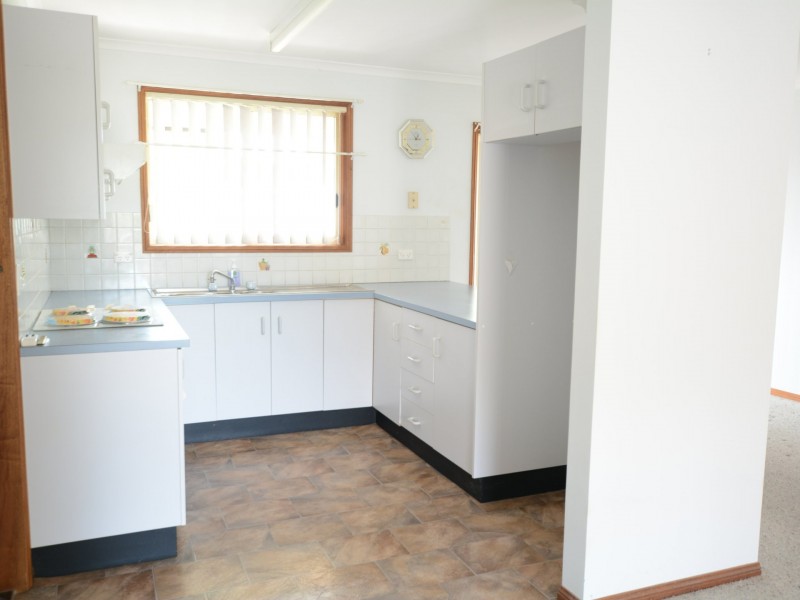 2/1 Casuarina Close, Old Bar NSW 2430