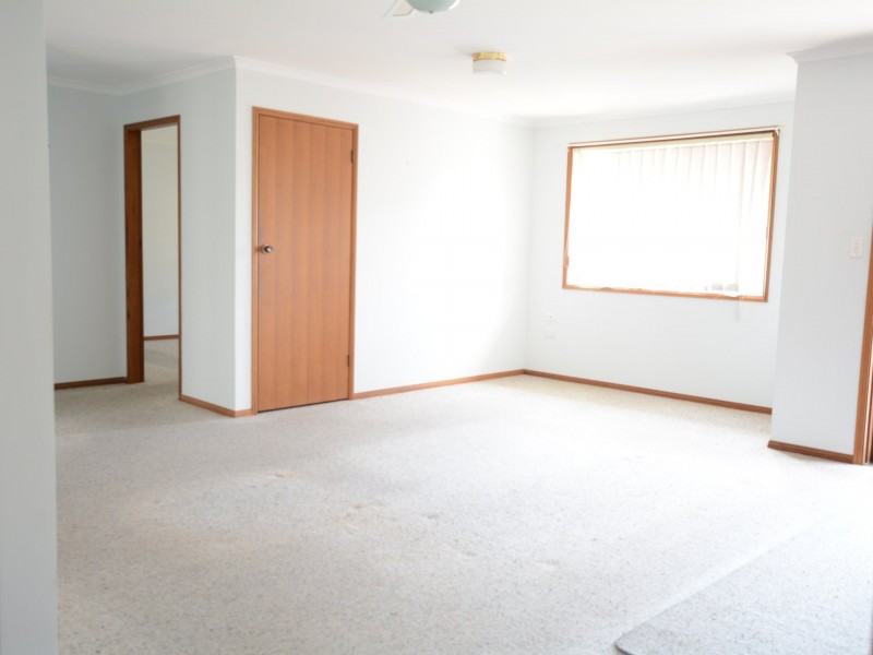 2/1 Casuarina Close, Old Bar NSW 2430