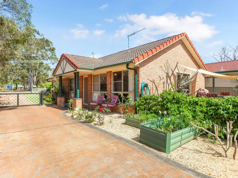 Villa 1/59 Old Bar Road, Old Bar NSW 2430