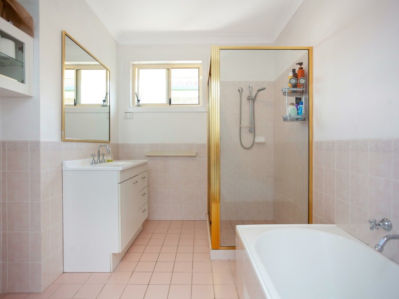 Villa 1/59 Old Bar Road, Old Bar NSW 2430