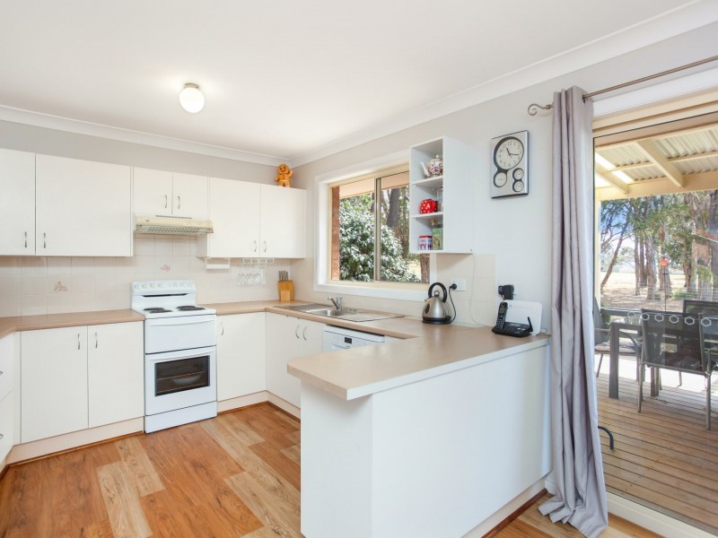 2/59 Old Bar Road, Old Bar NSW 2430