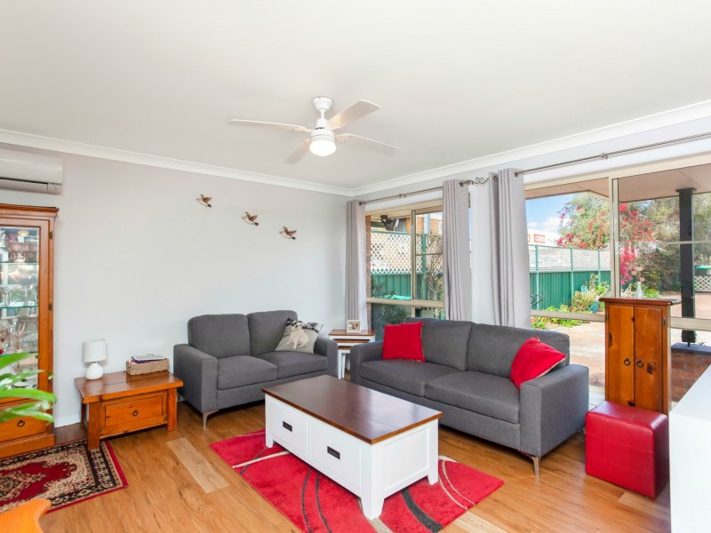 2/59 Old Bar Road, Old Bar NSW 2430