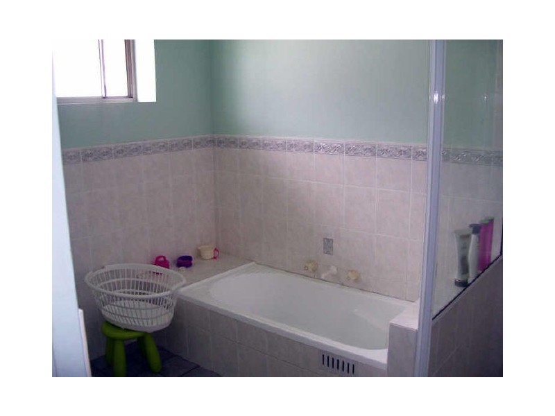 4 Banyula Drive, Old Bar NSW 2430
