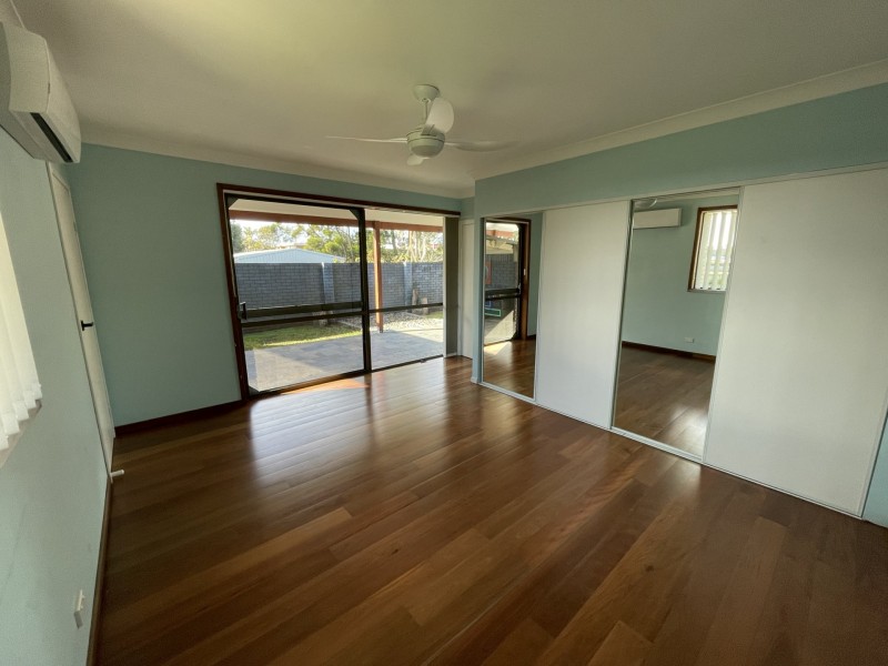 69 Old Bar Road, Old Bar NSW 2430