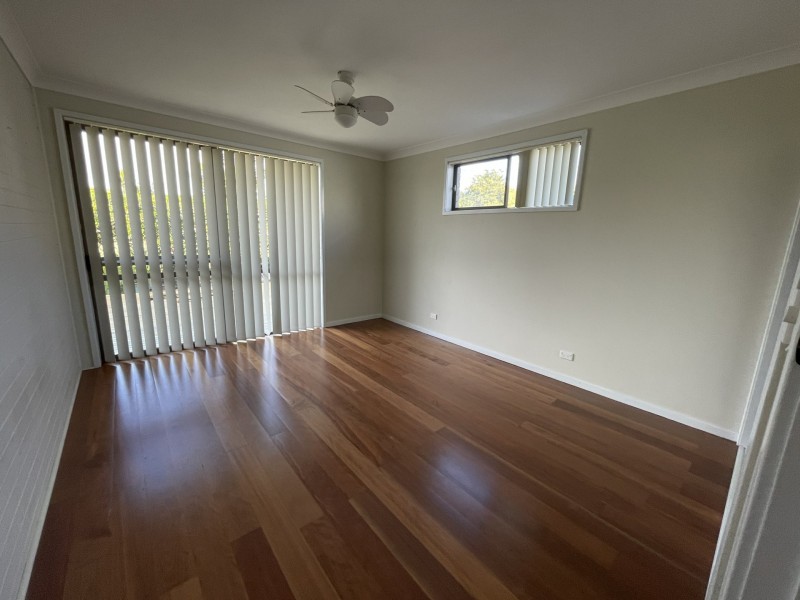 69 Old Bar Road, Old Bar NSW 2430