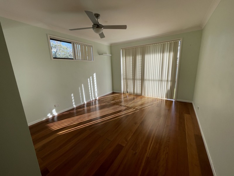 69 Old Bar Road, Old Bar NSW 2430
