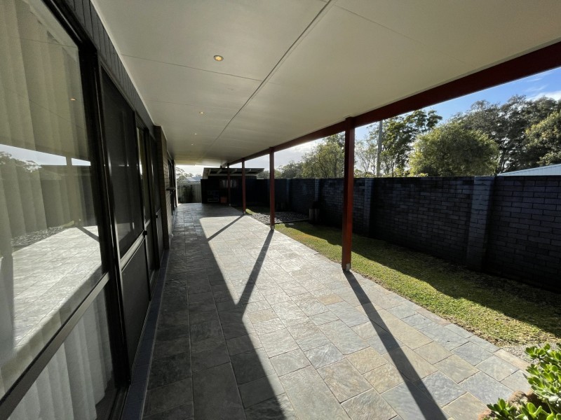 69 Old Bar Road, Old Bar NSW 2430