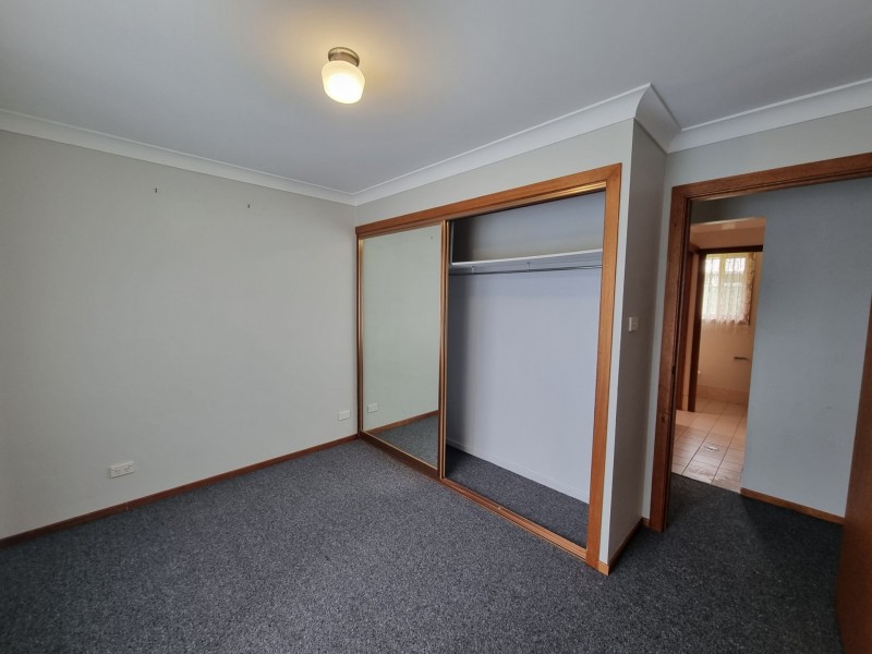 1/4 Sunrise Close, Old Bar NSW 2430