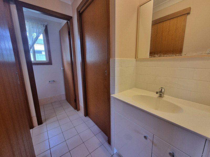 1/4 Sunrise Close, Old Bar NSW 2430
