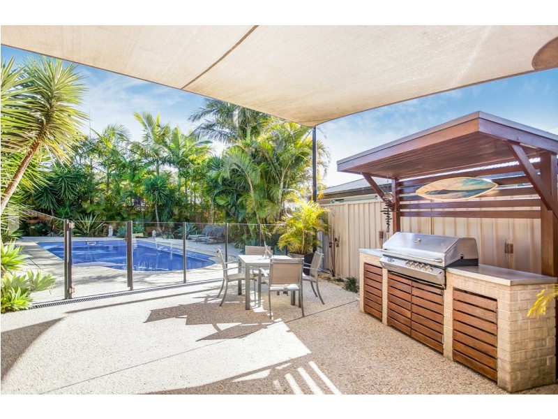 38 Bluehaven Drive, Old Bar NSW 2430