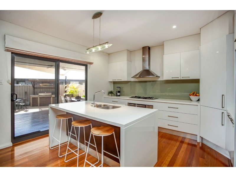 38 Bluehaven Drive, Old Bar NSW 2430