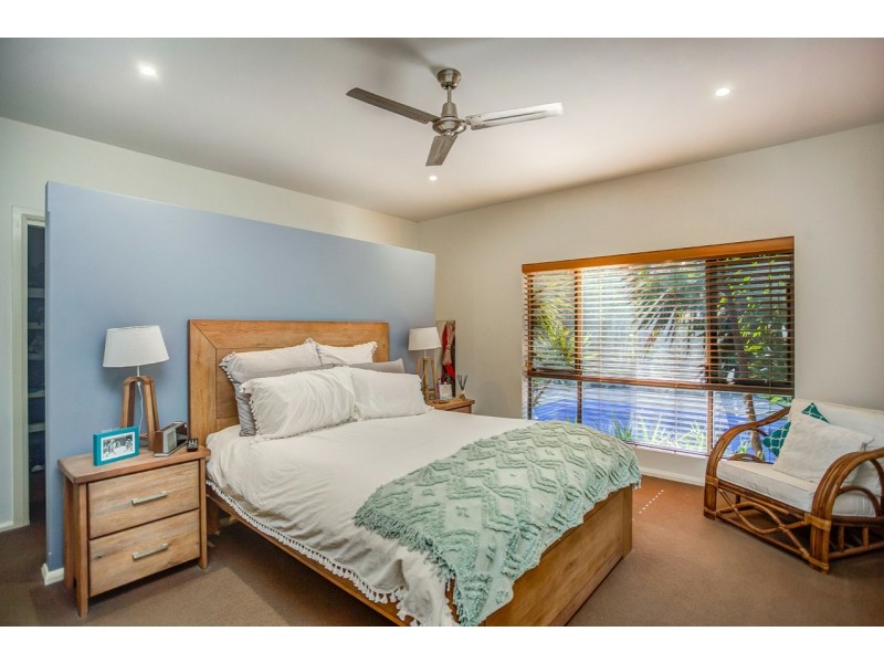 38 Bluehaven Drive, Old Bar NSW 2430