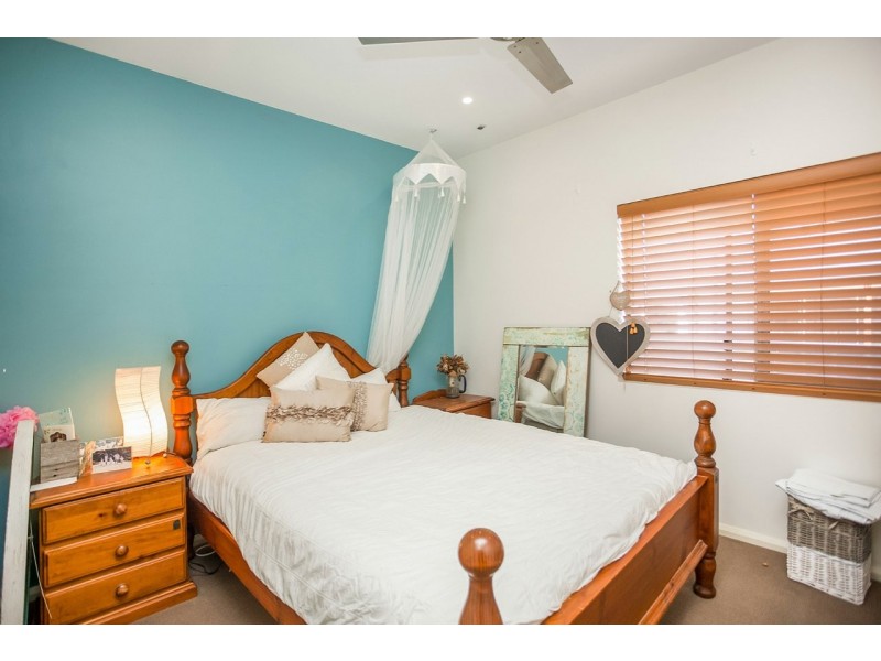 38 Bluehaven Drive, Old Bar NSW 2430