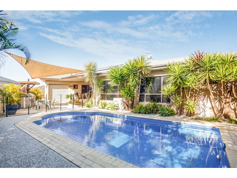38 Bluehaven Drive, Old Bar NSW 2430