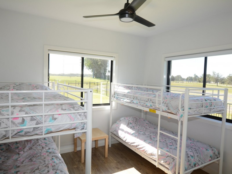 1 Old Bar Road, Old Bar NSW 2430