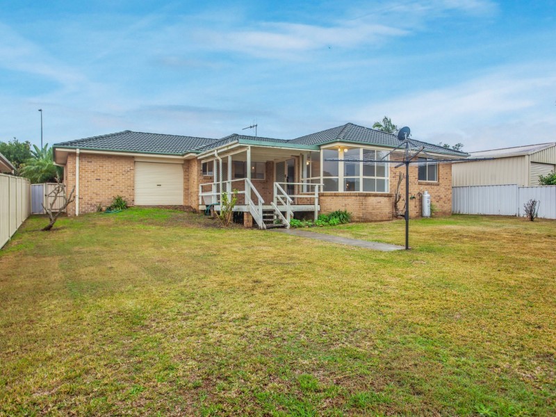 12 Leopardwood Street, Old Bar NSW 2430