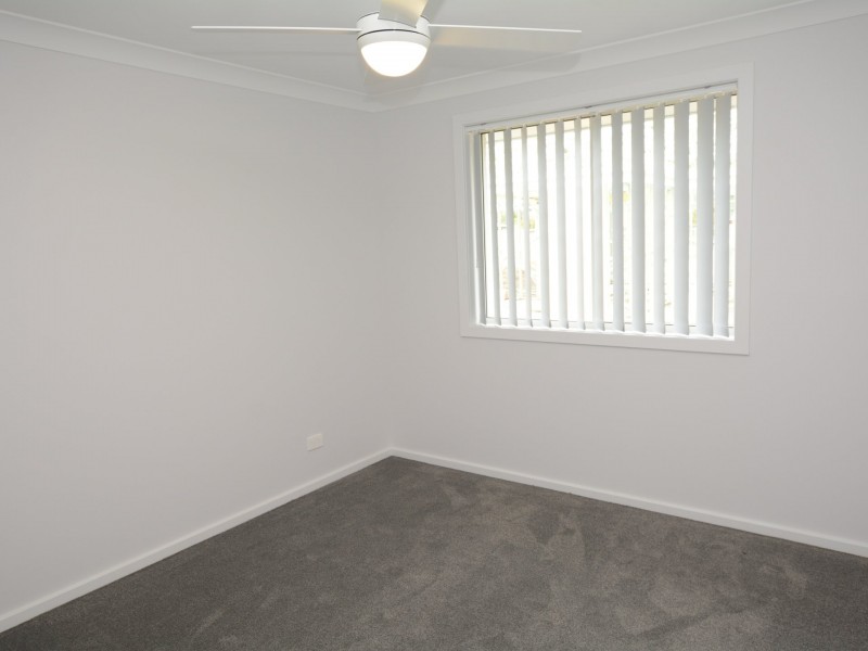 16 Bunyan Ave, Old Bar NSW 2430