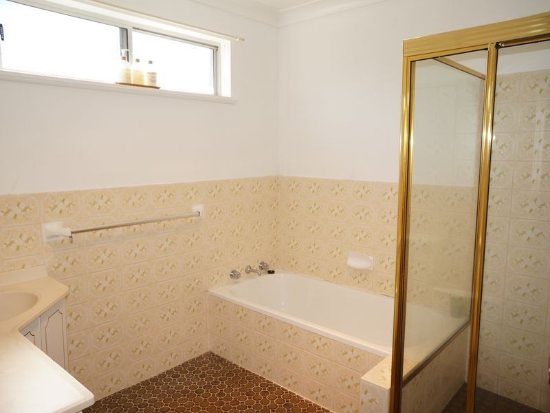 9 Smith Street, Old Bar NSW 2430