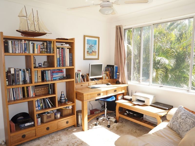 9 Smith Street, Old Bar NSW 2430