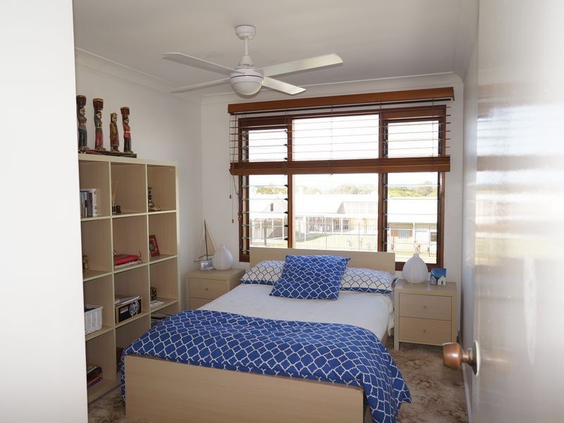 9 Smith Street, Old Bar NSW 2430