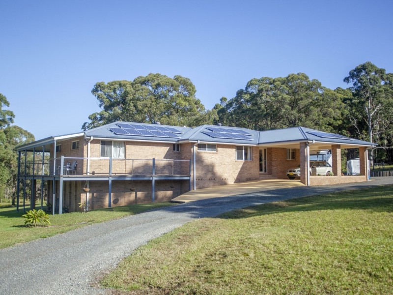 44 Gracelands Place, Pampoolah NSW 2430