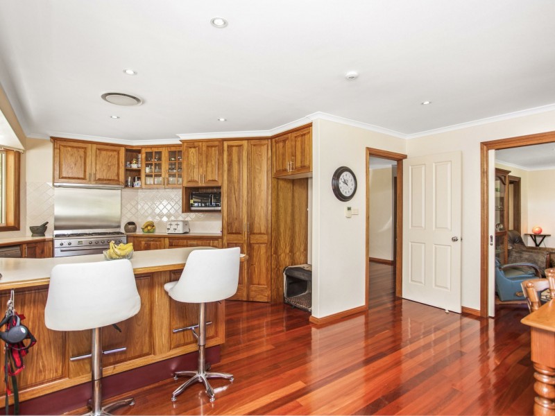 44 Gracelands Place, Pampoolah NSW 2430