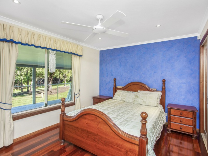44 Gracelands Place, Pampoolah NSW 2430
