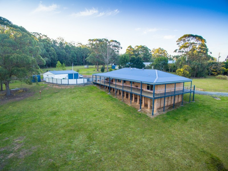 44 Gracelands Place, Pampoolah NSW 2430