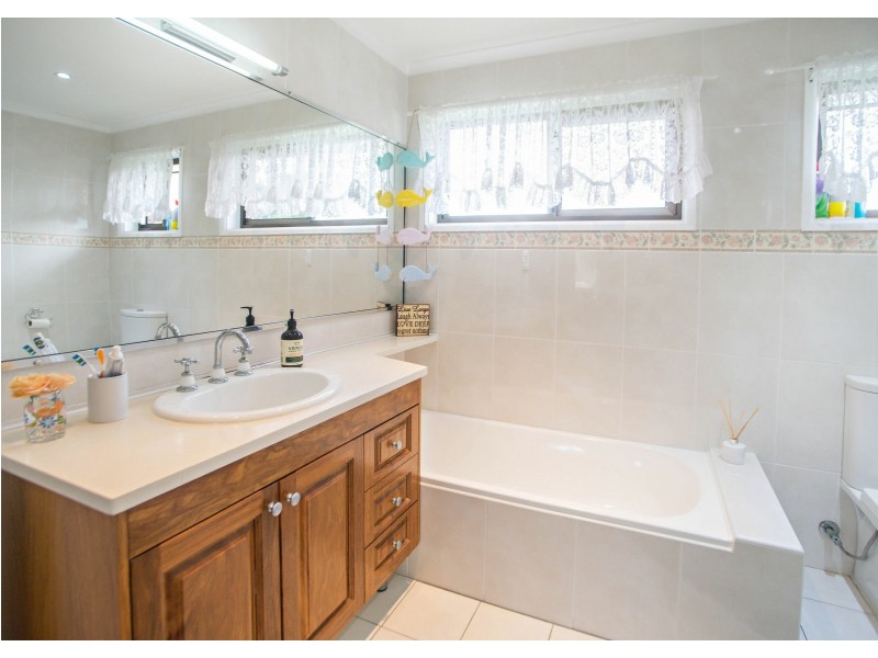 50 Richardson Street, Old Bar NSW 2430