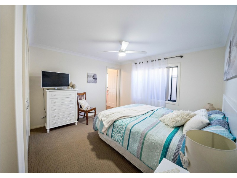 6/15-17 Connell Street, Old Bar NSW 2430