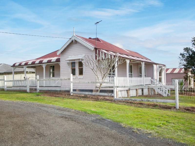 4 Washington Street, Tinonee NSW 2430