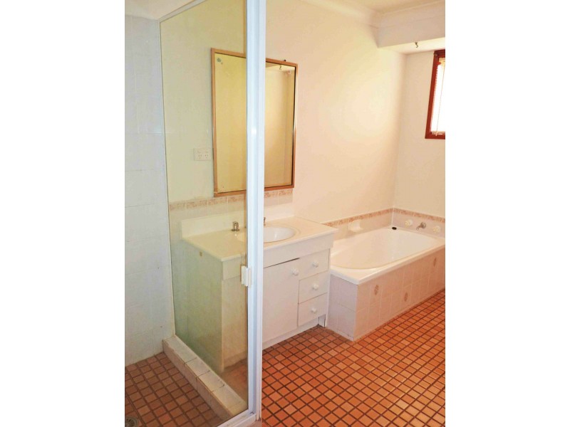 24 Suni Drive, Old Bar NSW 2430