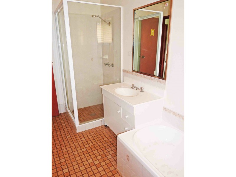 24 Suni Drive, Old Bar NSW 2430