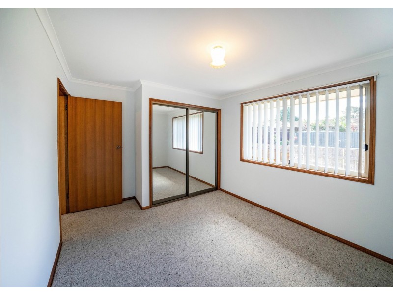 2/1 Casuarina Close, Old Bar NSW 2430