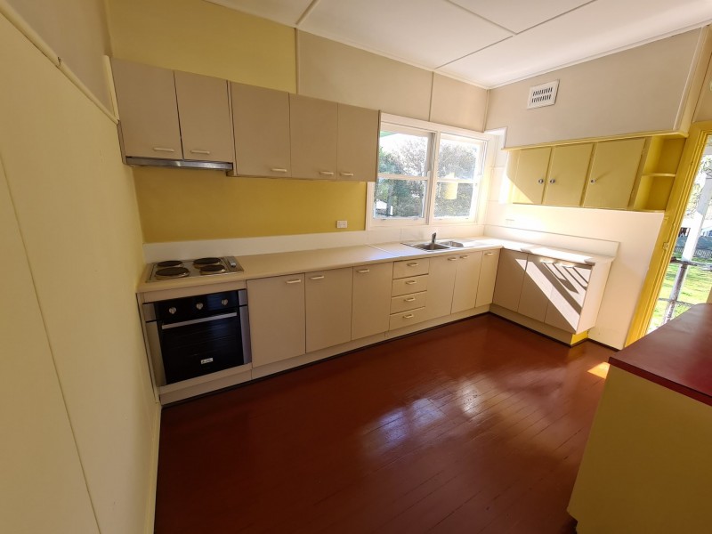 8 Richardson Street, Taree NSW 2430