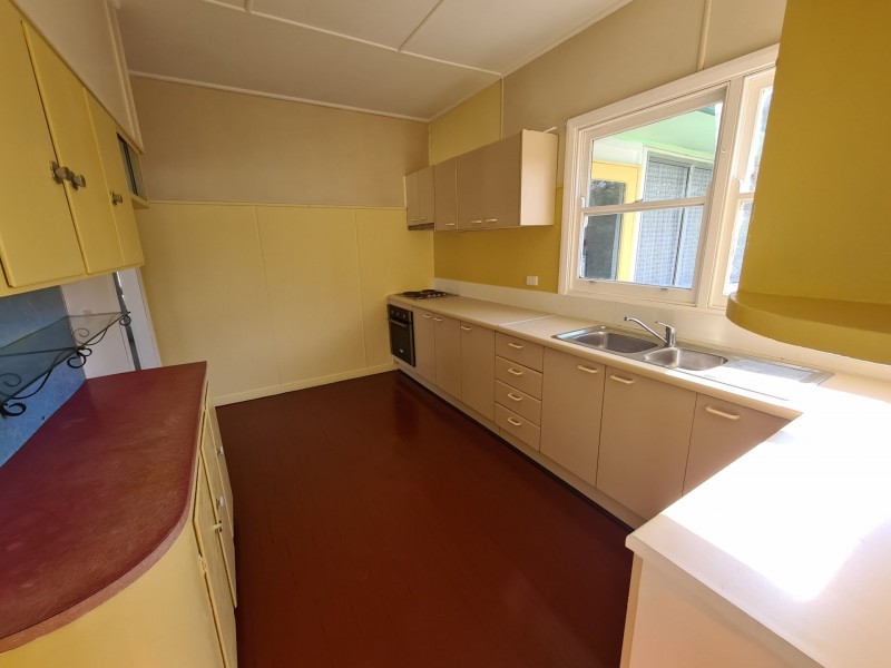 8 Richardson Street, Taree NSW 2430