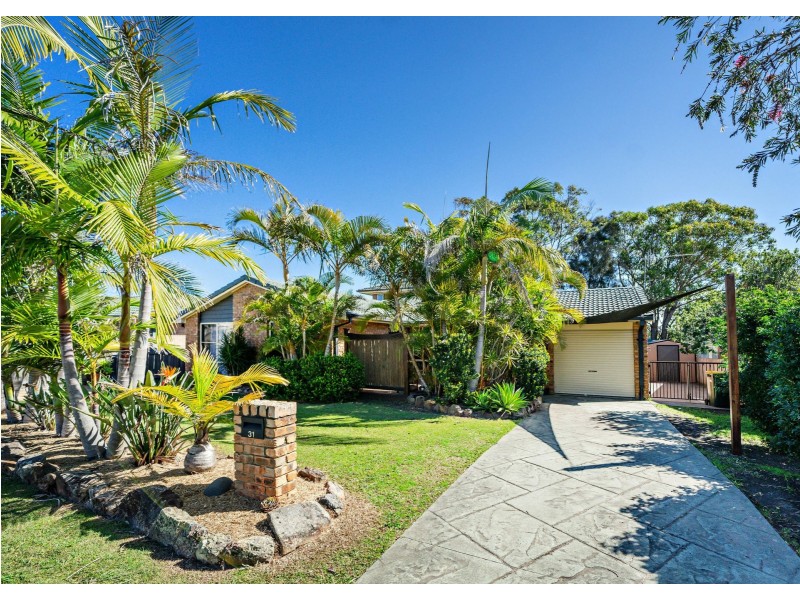31 Gannet Crescent, Old Bar NSW 2430