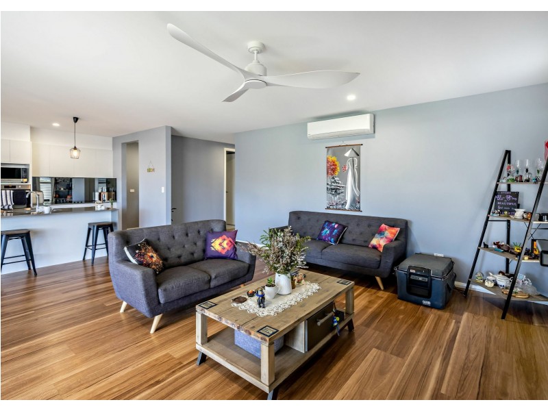 17 Mariner Ave, Old Bar NSW 2430