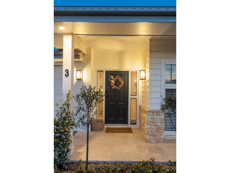 3 Bunyan Avenue, Old Bar NSW 2430